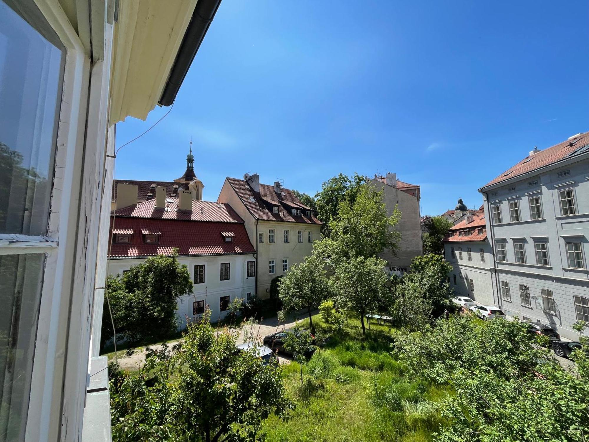Agnes - * Praga
